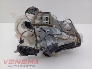 Gebruikte Kachelhuis Peugeot 208 I (CA/CC/CK/CL) 1.4 16V Prijs € 199,99 Margeregeling aangeboden door Venema Autoparts