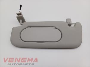 Gebruikte Zonneklep Mini Mini (F56) 1.5 12V Cooper Prijs € 29,99 Margeregeling aangeboden door Venema Autoparts