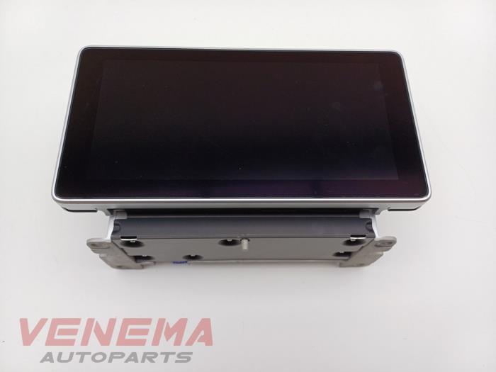 Kontrollenhet, multimediadisplay från en Audi A5 Cabrio (F57/F5E) 3.0 TDI V6 24V Quattro 2017