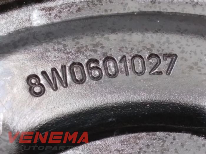 Utrymmesbesparande reservhjul från en Audi A5 Cabrio (F57/F5E) 3.0 TDI V6 24V Quattro 2017