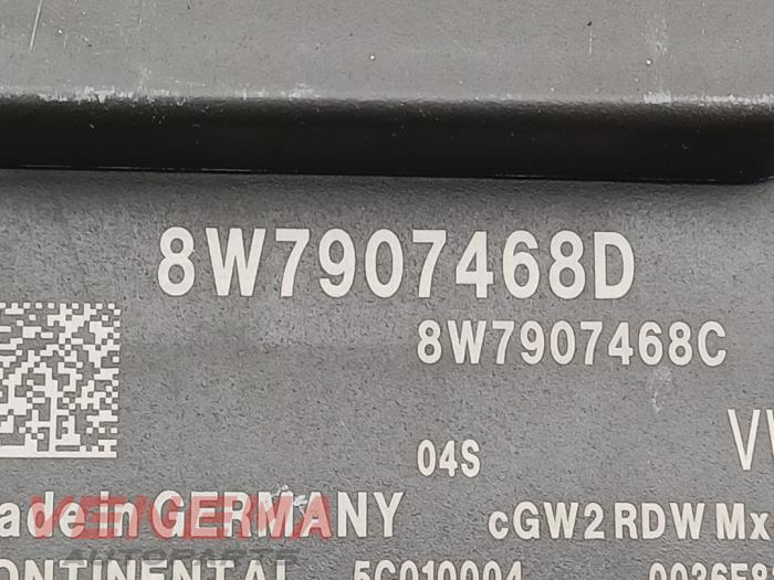 Gateway-modul från en Audi A5 Cabrio (F57/F5E) 3.0 TDI V6 24V Quattro 2017