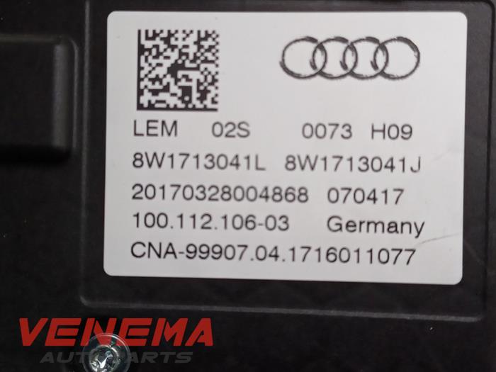 Automatisk växelväljare från en Audi A5 Cabrio (F57/F5E) 3.0 TDI V6 24V Quattro 2017