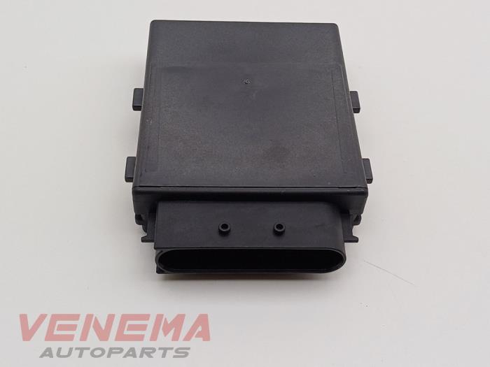 ADM-bränslemodul från en Audi A5 Cabrio (F57/F5E) 3.0 TDI V6 24V Quattro 2017