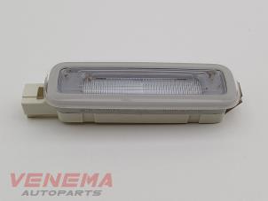 Begagnade Innerbelysning, fram Audi A5 Cabrio (F57/F5E) 3.0 TDI V6 24V Quattro Pris € 9,99 Marginaltabell erbjuds av Venema Autoparts