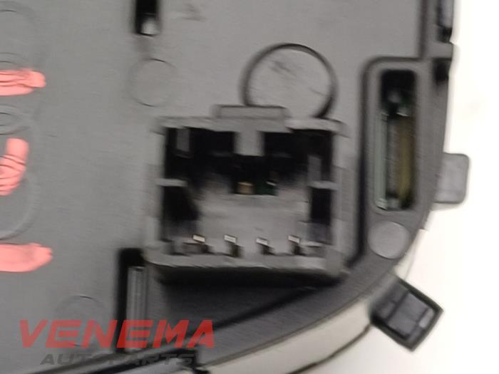 Ljusbrytare från en Audi A5 Cabrio (F57/F5E) 3.0 TDI V6 24V Quattro 2017