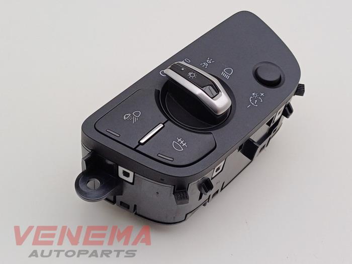 Ljusbrytare från en Audi A5 Cabrio (F57/F5E) 3.0 TDI V6 24V Quattro 2017