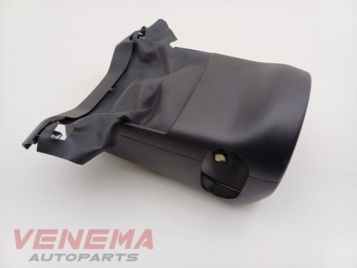 Rattstångskåpa från en Audi A5 Cabrio (F57/F5E) 3.0 TDI V6 24V Quattro 2017