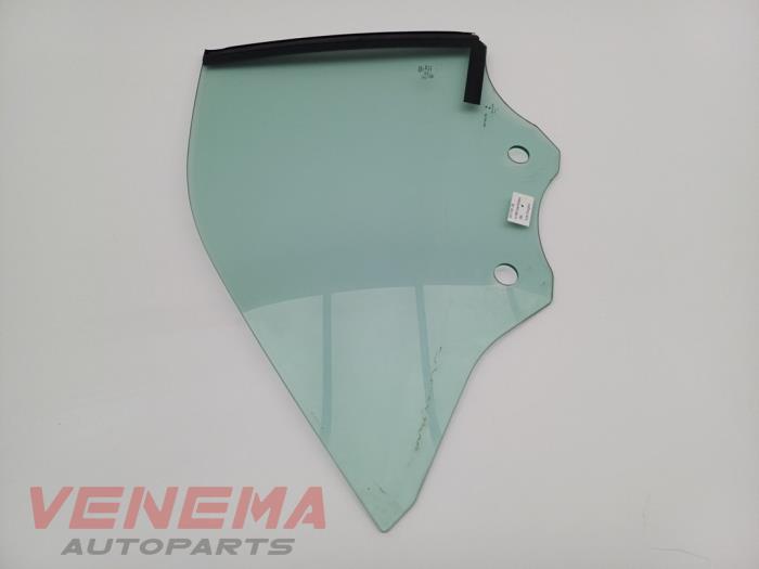 Sidofönster, vänster höger bak från en Audi A5 Cabrio (F57/F5E) 3.0 TDI V6 24V Quattro 2017