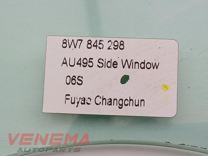 Sidofönster, vänster höger bak från en Audi A5 Cabrio (F57/F5E) 3.0 TDI V6 24V Quattro 2017