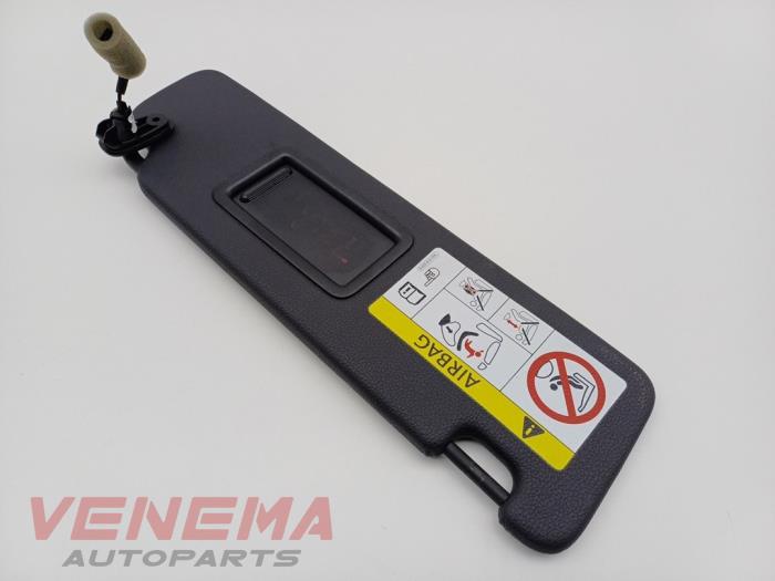 Solskydd från en Audi A5 Cabrio (F57/F5E) 3.0 TDI V6 24V Quattro 2017