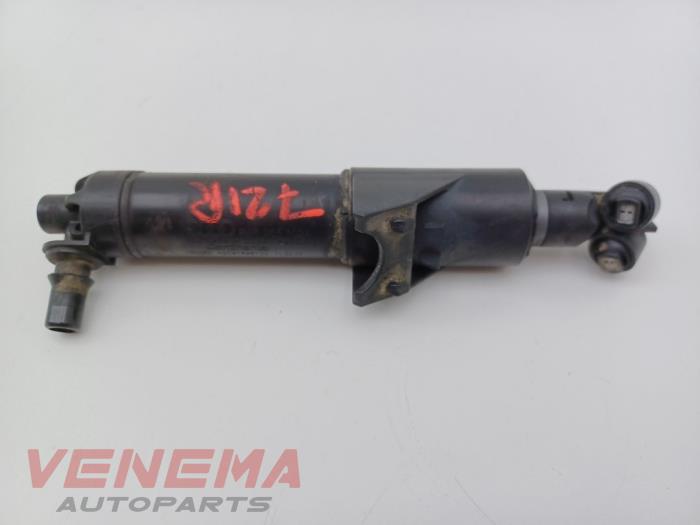 Strålkastarspolare från en Audi A5 Cabrio (F57/F5E) 3.0 TDI V6 24V Quattro 2017