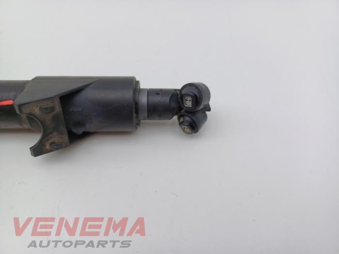 Strålkastarspolare från en Audi A5 Cabrio (F57/F5E) 3.0 TDI V6 24V Quattro 2017