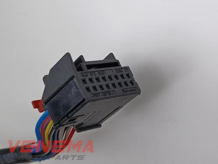 Skärmspegel, höger från en Audi A5 Cabrio (F57/F5E) 3.0 TDI V6 24V Quattro 2017