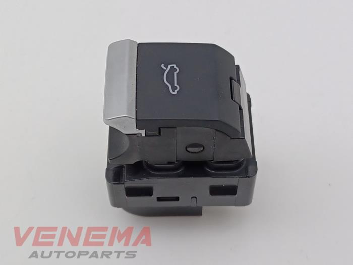 Spak, baklucka från en Audi A5 Cabrio (F57/F5E) 3.0 TDI V6 24V Quattro 2017