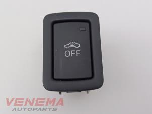 Begagnade Brytare (diverse) Audi A5 Cabrio (F57/F5E) 3.0 TDI V6 24V Quattro Pris € 14,99 Marginaltabell erbjuds av Venema Autoparts