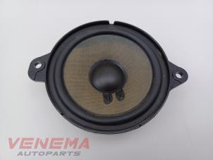 Begagnade Högtalare Audi A5 Cabrio (F57/F5E) 3.0 TDI V6 24V Quattro Pris € 14,99 Marginaltabell erbjuds av Venema Autoparts