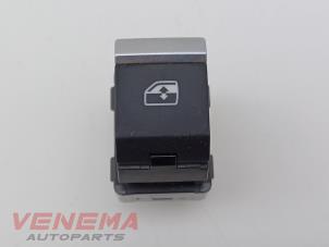 Begagnade Brytare, eldrivna fönster Audi A5 Cabrio (F57/F5E) 3.0 TDI V6 24V Quattro Pris € 9,99 Marginaltabell erbjuds av Venema Autoparts