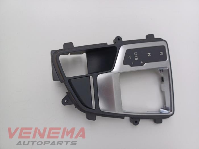 Lägesbrytare, automatisk växellåda från en Audi A5 Cabrio (F57/F5E) 3.0 TDI V6 24V Quattro 2017