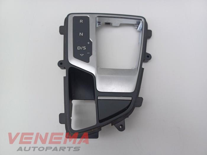 Lägesbrytare, automatisk växellåda från en Audi A5 Cabrio (F57/F5E) 3.0 TDI V6 24V Quattro 2017