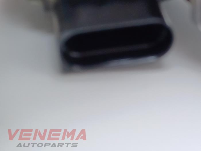 Torkarmotor + mekanism från en Audi A5 Cabrio (F57/F5E) 3.0 TDI V6 24V Quattro 2017