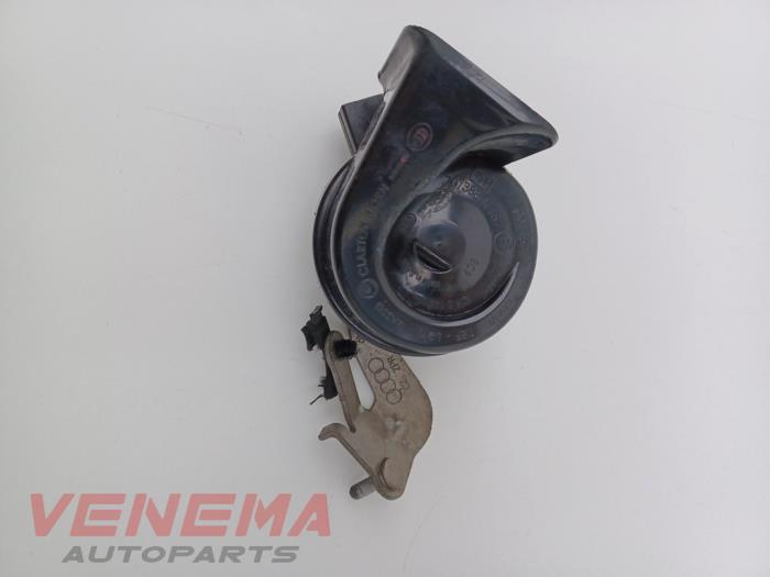 Signalhorn från en Audi A5 Cabrio (F57/F5E) 3.0 TDI V6 24V Quattro 2017