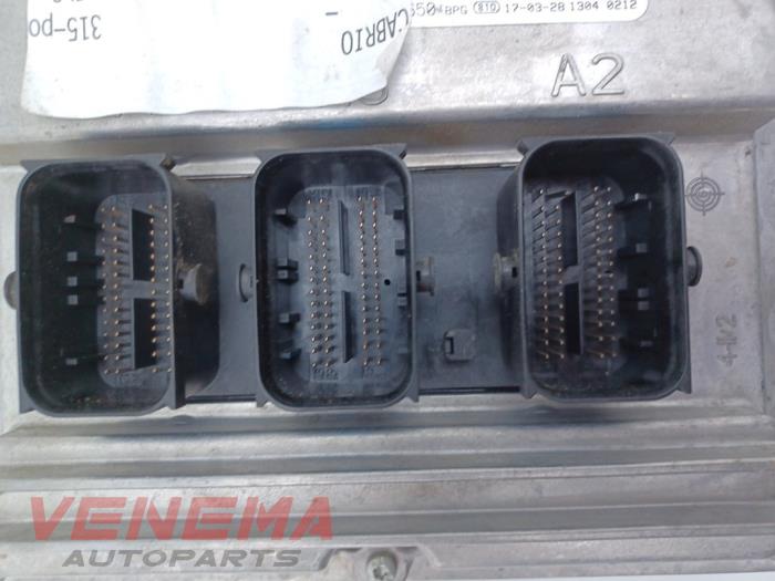 Dator, motorstyrning från en Audi A5 Cabrio (F57/F5E) 3.0 TDI V6 24V Quattro 2017