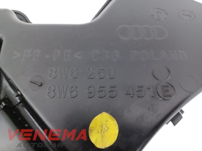 Spolartank, vindruta från en Audi A5 Cabrio (F57/F5E) 3.0 TDI V6 24V Quattro 2017