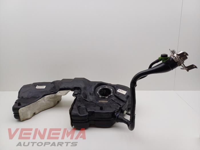 Tank från en Audi A5 Cabrio (F57/F5E) 3.0 TDI V6 24V Quattro 2017