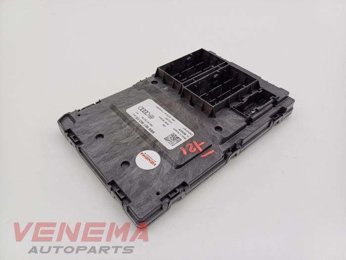 Dator , karosskontroll (BCM) från en Audi A5 Cabrio (F57/F5E) 3.0 TDI V6 24V Quattro 2017