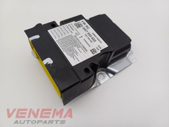 Airbagmodul från en Audi A5 Cabrio (F57/F5E) 3.0 TDI V6 24V Quattro 2017