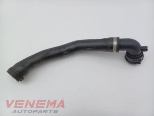 Begagnade Kylarslang Audi A5 Cabrio (F57/F5E) 3.0 TDI V6 24V Quattro Pris € 19,99 Marginaltabell erbjuds av Venema Autoparts