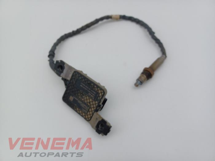 NOx-sensor från en Audi A5 Cabrio (F57/F5E) 3.0 TDI V6 24V Quattro 2017