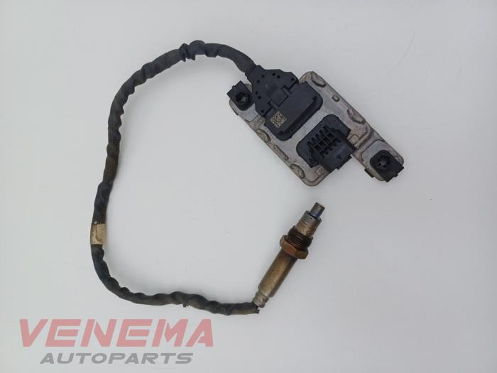 NOx-sensor från en Audi A5 Cabrio (F57/F5E) 3.0 TDI V6 24V Quattro 2017