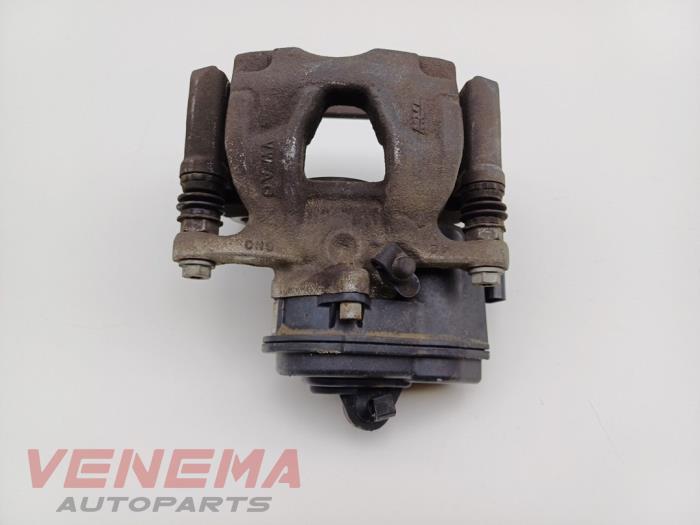 Bakre bromsok, höger från en Audi A5 Cabrio (F57/F5E) 3.0 TDI V6 24V Quattro 2017