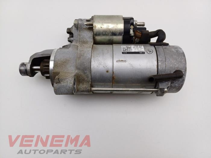 Startmotor från en Audi A5 Cabrio (F57/F5E) 3.0 TDI V6 24V Quattro 2017