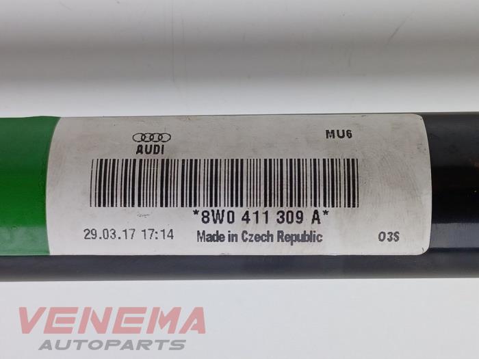 Främre krängningshämmare från en Audi A5 Cabrio (F57/F5E) 3.0 TDI V6 24V Quattro 2017