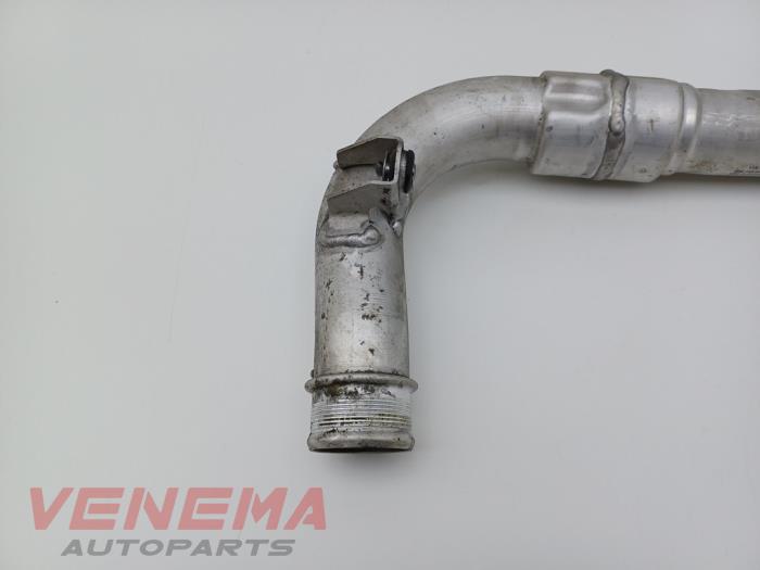 Laddluftkylarrör från en Audi A5 Cabrio (F57/F5E) 3.0 TDI V6 24V Quattro 2017