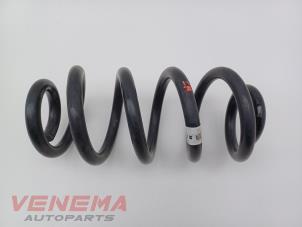 Begagnade Bakre spolfjäder Audi A5 Cabrio (F57/F5E) 3.0 TDI V6 24V Quattro Pris € 49,99 Marginaltabell erbjuds av Venema Autoparts
