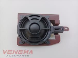 Begagnade Högtalare Audi A5 Cabrio (F57/F5E) 3.0 TDI V6 24V Quattro Pris € 19,99 Marginaltabell erbjuds av Venema Autoparts