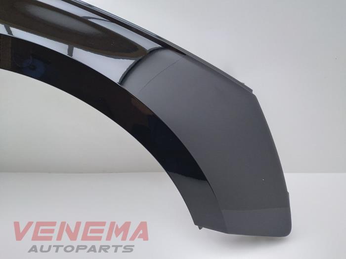 Framskärm, höger från en Audi A5 Cabrio (F57/F5E) 3.0 TDI V6 24V Quattro 2017