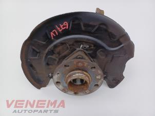 Gebruikte Fusee links-voor Audi A3 Sportback (8VA/8VF) 1.6 TDI 16V Prijs € 49,99 Margeregeling aangeboden door Venema Autoparts