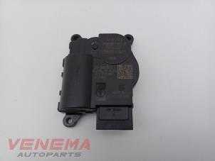 Begagnade Värmarventil, motor Skoda Karoq 1.0 TSI 12V Pris € 9,99 Marginaltabell erbjuds av Venema Autoparts