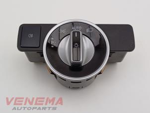 Begagnade Ljusbrytare Mercedes B (W246) 1.6 B-180 BlueEFFICIENCY Turbo 16V Pris € 9,99 Marginaltabell erbjuds av Venema Autoparts