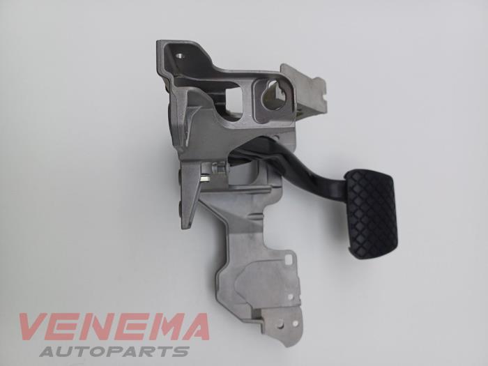 Bromspedal från en Audi A5 Cabrio (F57/F5E) 3.0 TDI V6 24V Quattro 2017