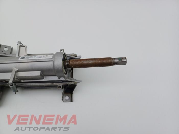 Rattstångshölje från en Audi A5 Cabrio (F57/F5E) 3.0 TDI V6 24V Quattro 2017