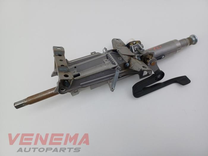 Rattstångshölje från en Audi A5 Cabrio (F57/F5E) 3.0 TDI V6 24V Quattro 2017