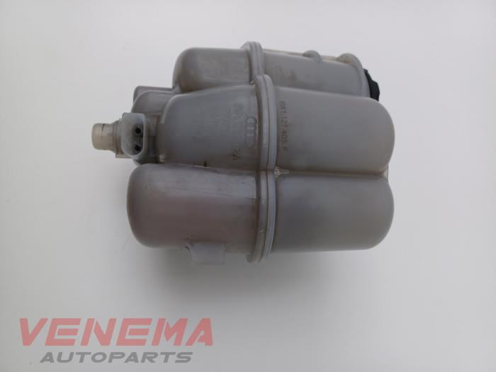 Expansionskärl från en Audi A5 Cabrio (F57/F5E) 3.0 TDI V6 24V Quattro 2017