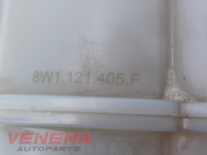 Expansionskärl från en Audi A5 Cabrio (F57/F5E) 3.0 TDI V6 24V Quattro 2017