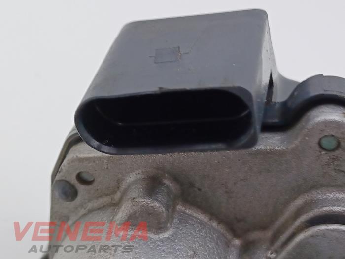 Spjällhus från en Audi A5 Cabrio (F57/F5E) 3.0 TDI V6 24V Quattro 2017