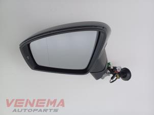 Begagnade Skärmspegel, vänster Volkswagen Tiguan (AD1) 1.4 TSI 16V Pris € 249,99 Marginaltabell erbjuds av Venema Autoparts